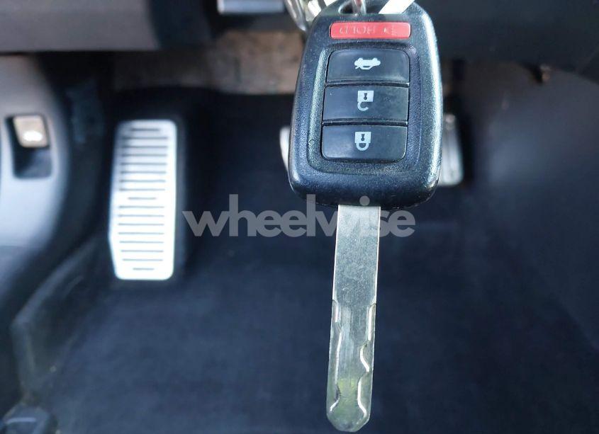 Photo 11 of 2016 Honda Accord SPORT (VIN 1HGCR2F5XGA076722)