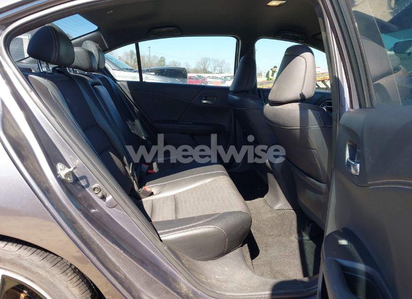 Photo 8 of 2016 Honda Accord SPORT (VIN 1HGCR2F5XGA076722)