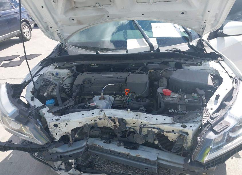 Photo 10 of 2016 Honda Accord SPORT (VIN 1HGCR2F5XGA091981)