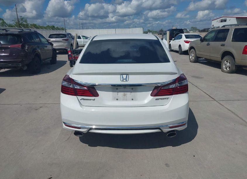 Photo 15 of 2016 Honda Accord SPORT (VIN 1HGCR2F5XGA091981)