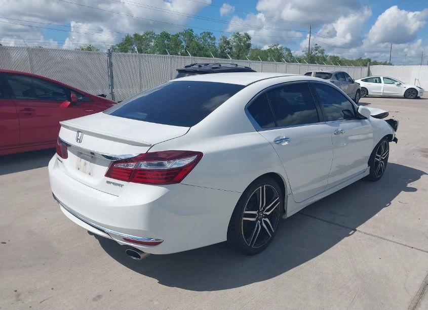 Photo 4 of 2016 Honda Accord SPORT (VIN 1HGCR2F5XGA091981)