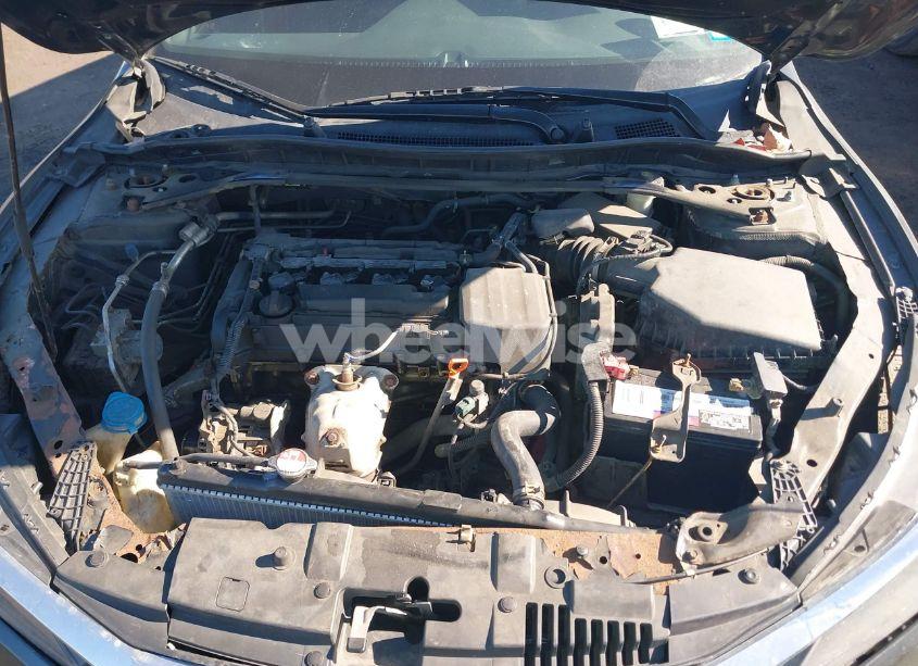 Photo 10 of 2016 Honda Accord SPORT (VIN 1HGCR2F5XGA113736)