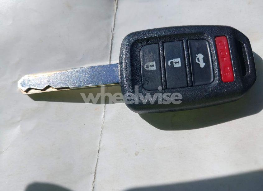 Photo 11 of 2016 Honda Accord SPORT (VIN 1HGCR2F5XGA113736)