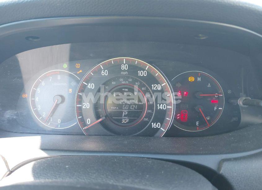 Photo 7 of 2016 Honda Accord SPORT (VIN 1HGCR2F5XGA113736)