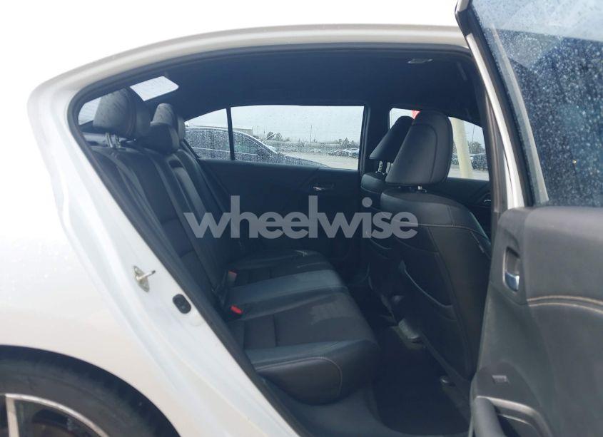 Photo 8 of 2016 Honda Accord SPORT (VIN 1HGCR2F5XGA113915)