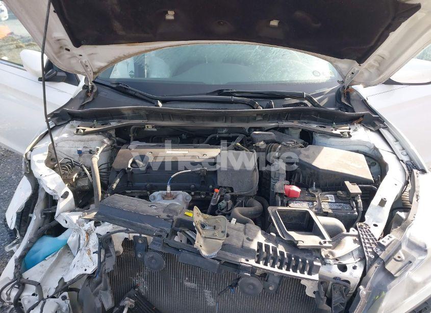 Photo 10 of 2016 Honda Accord SPORT (VIN 1HGCR2F5XGA123652)