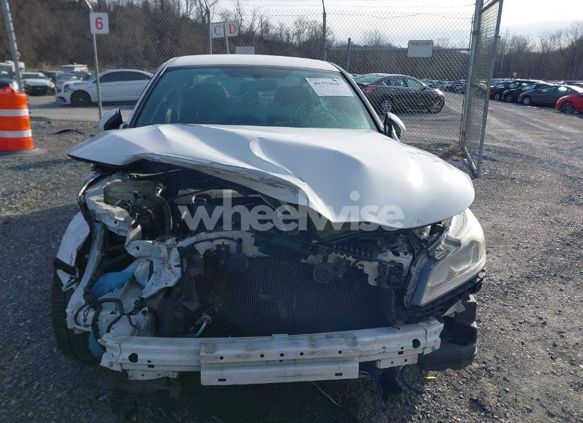 Photo 12 of 2016 Honda Accord SPORT (VIN 1HGCR2F5XGA123652)