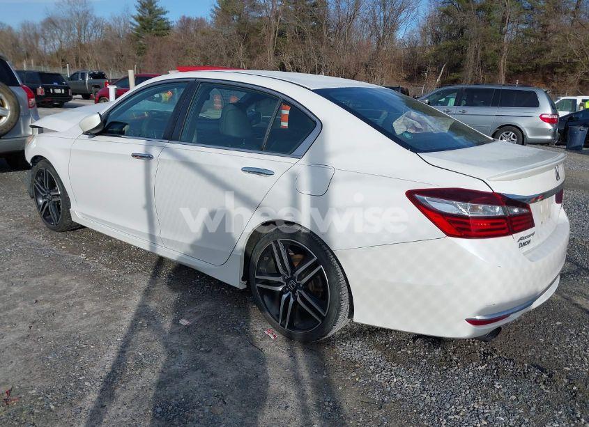 Photo 3 of 2016 Honda Accord SPORT (VIN 1HGCR2F5XGA123652)