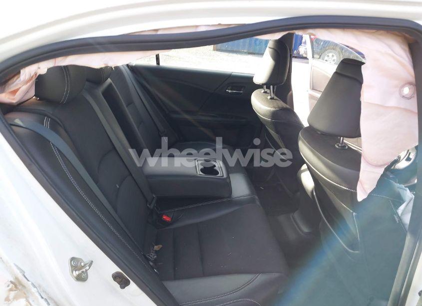 Photo 8 of 2016 Honda Accord SPORT (VIN 1HGCR2F5XGA123652)