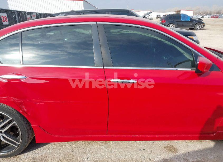 Photo 13 of 2016 Honda Accord SPORT (VIN 1HGCR2F5XGA148583)