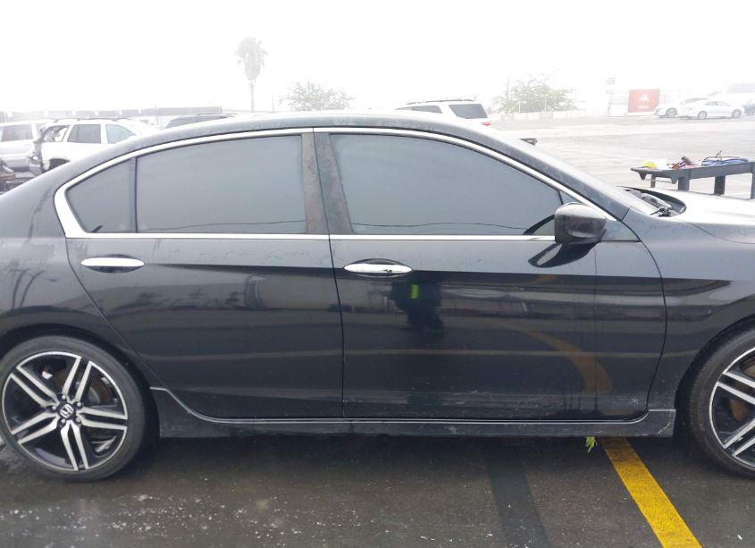 Photo 13 of 2016 Honda Accord SPORT (VIN 1HGCR2F5XGA212671)