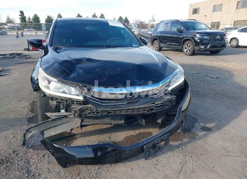 Photo 12 of 2017 Honda Accord SPORT (VIN 1HGCR2F5XHA188051)