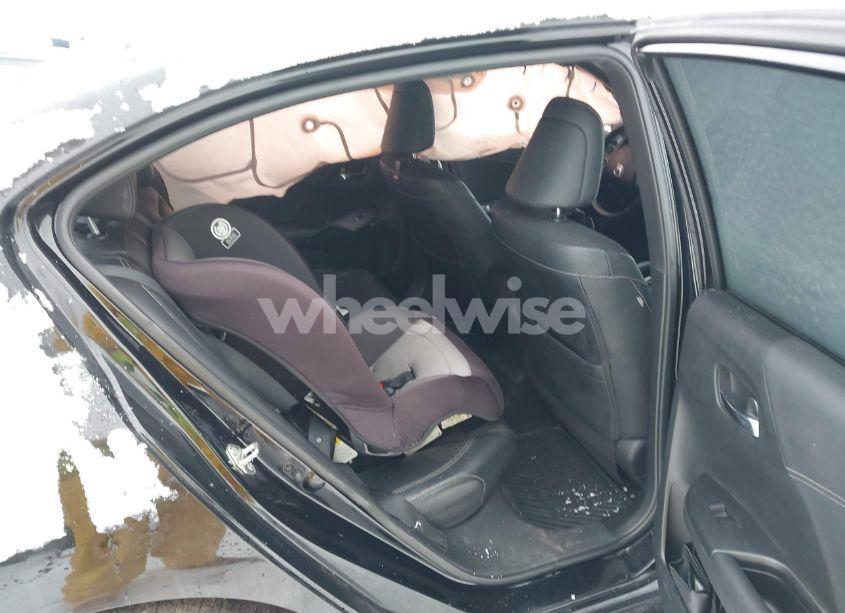 Photo 8 of 2017 Honda Accord SPORT (VIN 1HGCR2F5XHA256106)