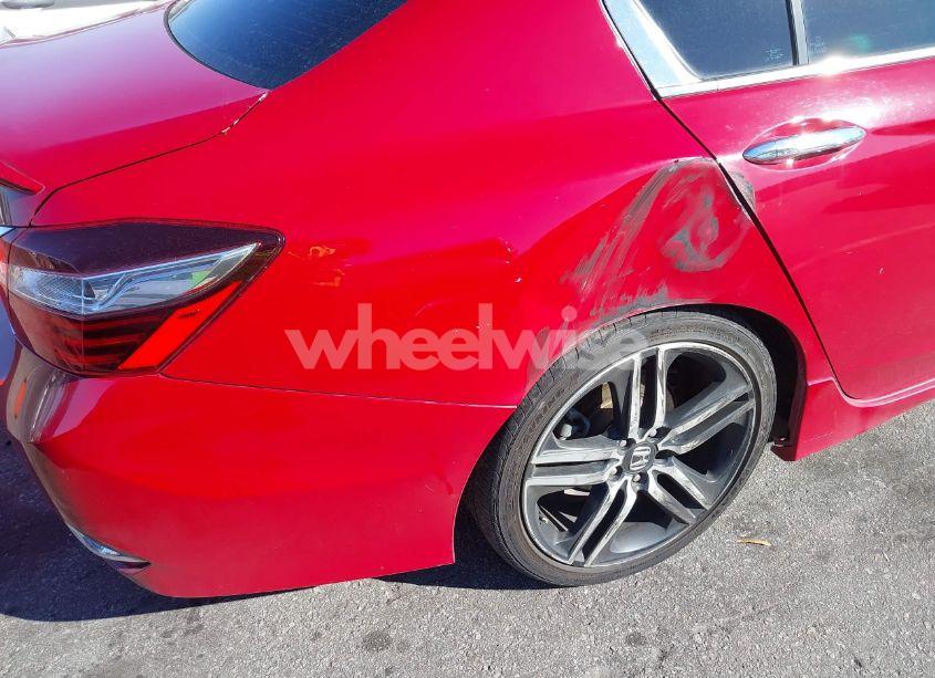 Photo 19 of 2017 Honda Accord SPORT (VIN 1HGCR2F5XHA272788)