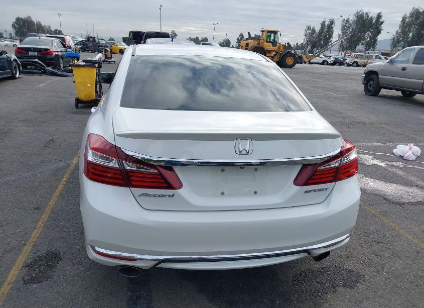 Photo 17 of 2016 Honda Accord SPORT (VIN 1HGCR2F60GA109820)