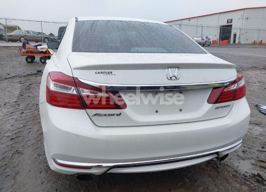 Photo 17 of 2017 Honda Accord SPORT (VIN 1HGCR2F60HA108877)