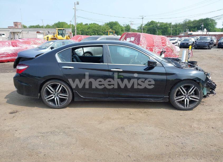 Photo 13 of 2016 Honda Accord SPORT (VIN 1HGCR2F61GA126142)