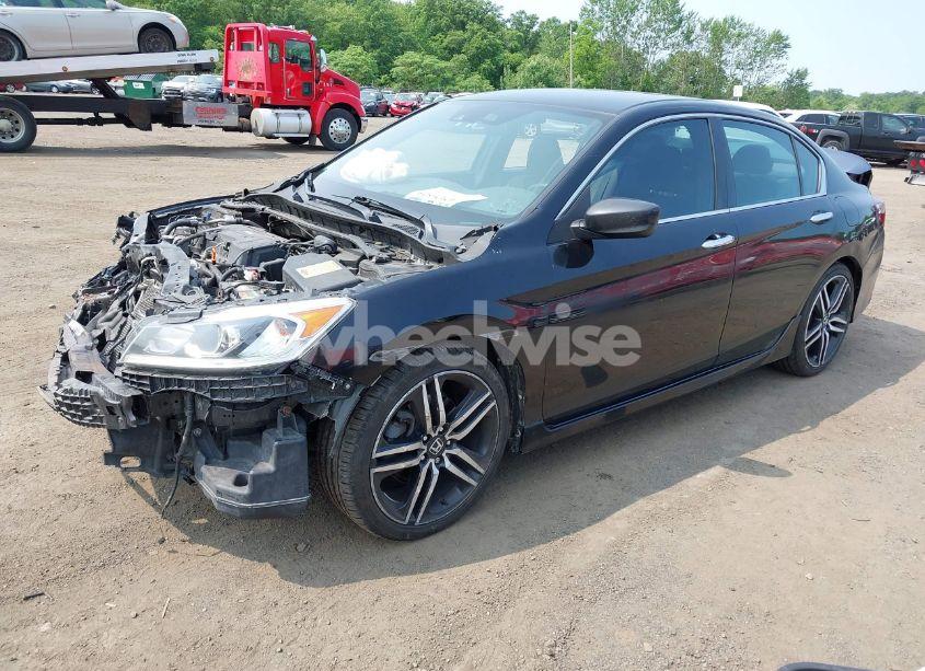 Photo 2 of 2016 Honda Accord SPORT (VIN 1HGCR2F61GA126142)