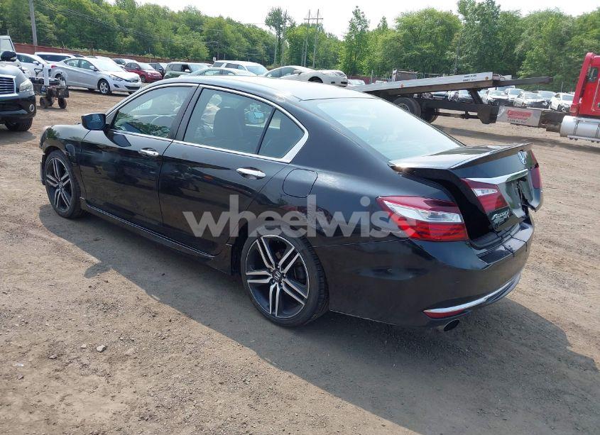Photo 3 of 2016 Honda Accord SPORT (VIN 1HGCR2F61GA126142)