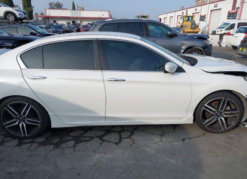 Photo 14 of 2016 Honda Accord SPORT (VIN 1HGCR2F61GA226127)