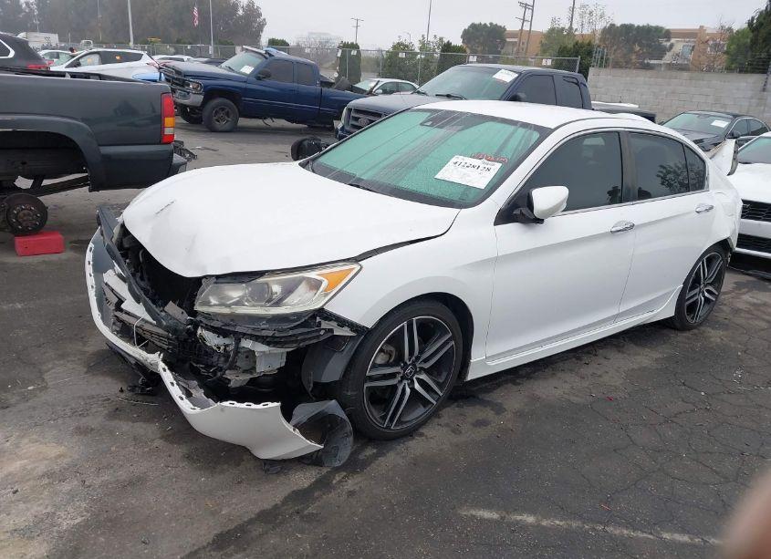 Photo 2 of 2016 Honda Accord SPORT (VIN 1HGCR2F61GA226127)