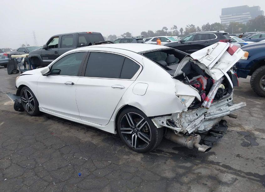 Photo 3 of 2016 Honda Accord SPORT (VIN 1HGCR2F61GA226127)