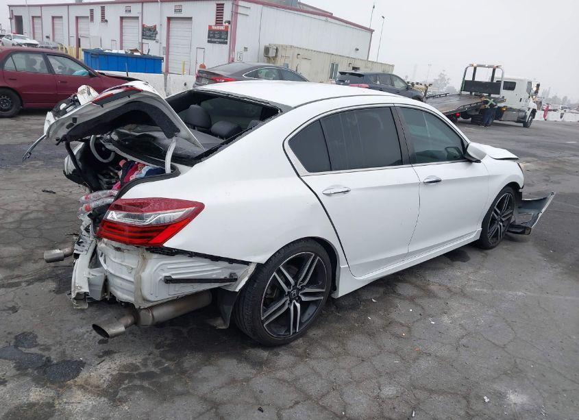 Photo 4 of 2016 Honda Accord SPORT (VIN 1HGCR2F61GA226127)