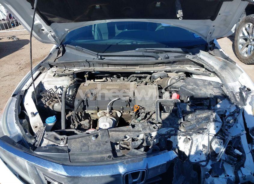 Photo 10 of 2017 Honda Accord SPORT (VIN 1HGCR2F61HA001644)