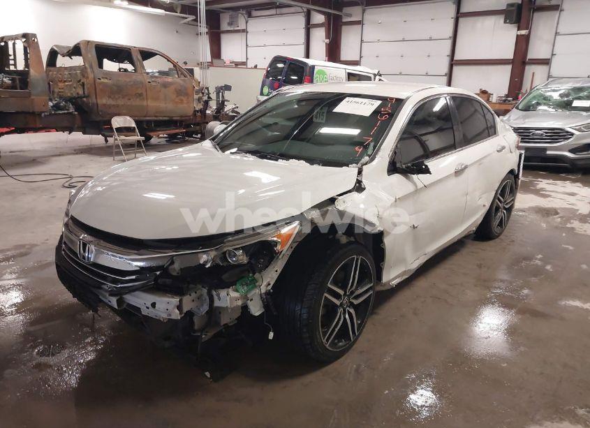 Photo 6 of 2017 Honda Accord SPORT (VIN 1HGCR2F62HA178252)