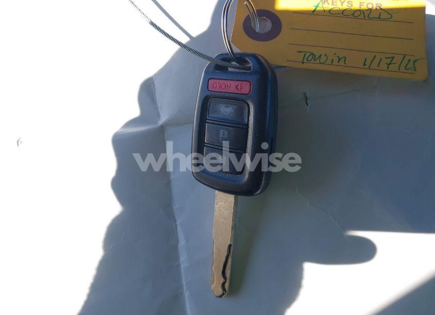 Photo 11 of 2016 Honda Accord SPORT (VIN 1HGCR2F64GA245755)