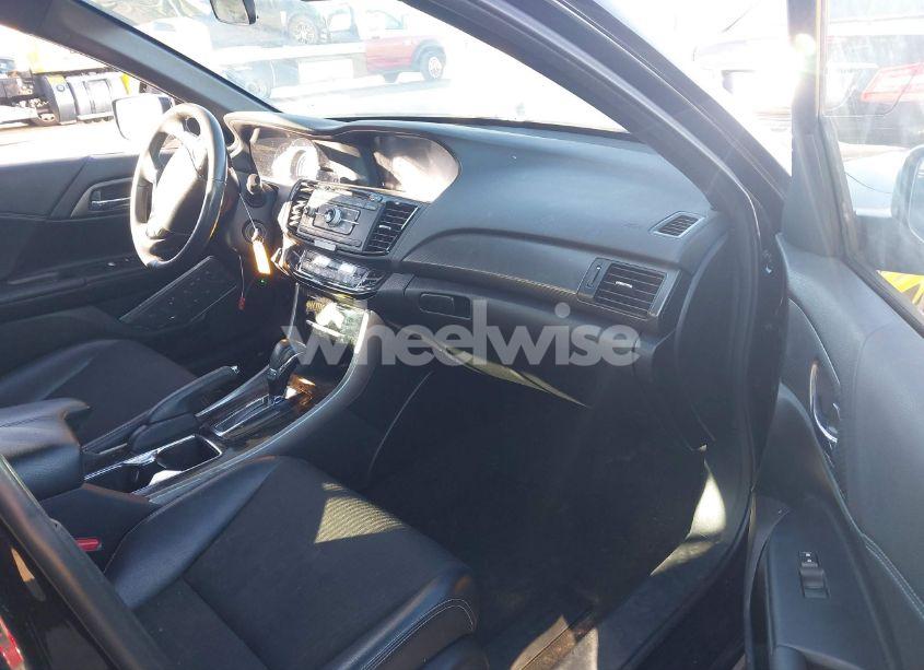 Photo 5 of 2016 Honda Accord SPORT (VIN 1HGCR2F64GA245755)