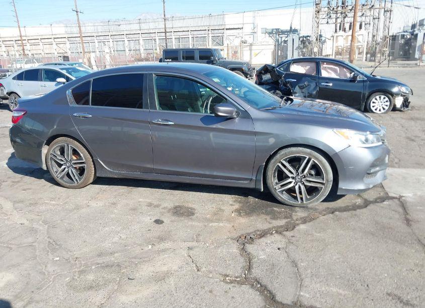 Photo 13 of 2017 Honda Accord SPORT (VIN 1HGCR2F64HA014730)