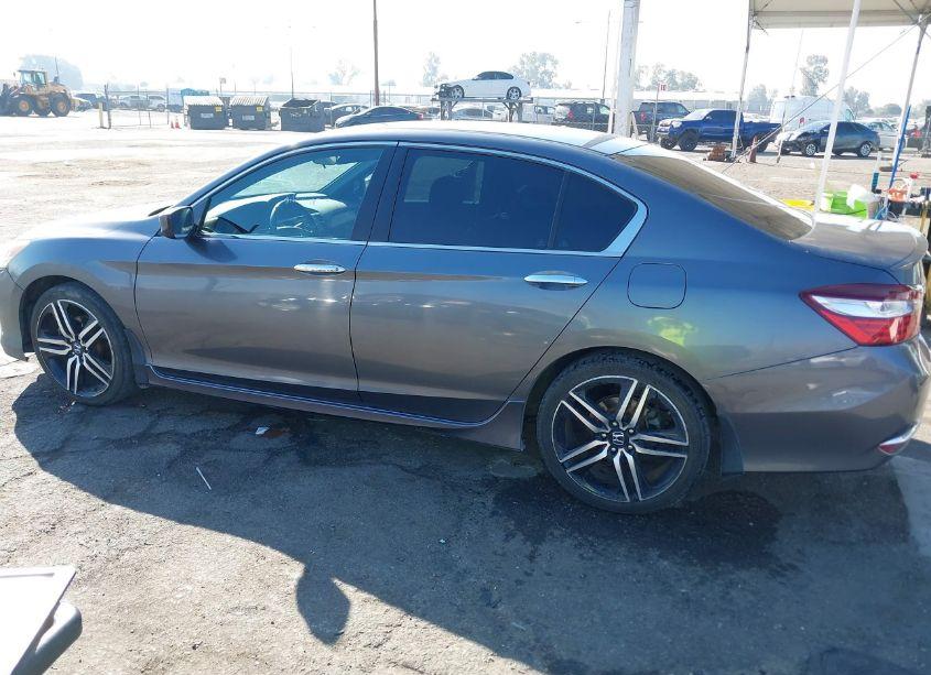 Photo 14 of 2017 Honda Accord SPORT (VIN 1HGCR2F64HA014730)