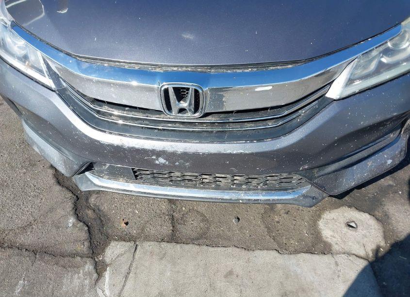 Photo 6 of 2017 Honda Accord SPORT (VIN 1HGCR2F64HA014730)