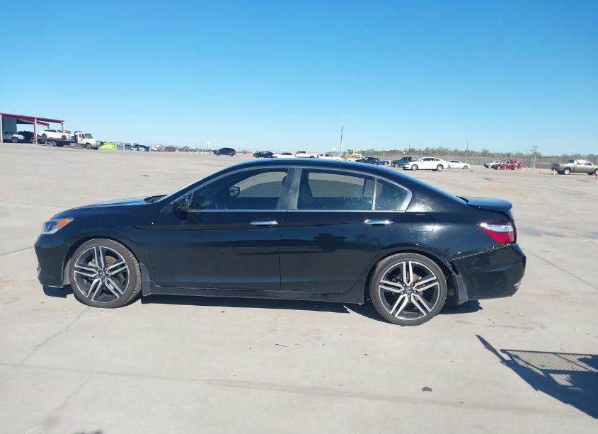 Photo 14 of 2016 Honda Accord SPORT (VIN 1HGCR2F66GA036095)