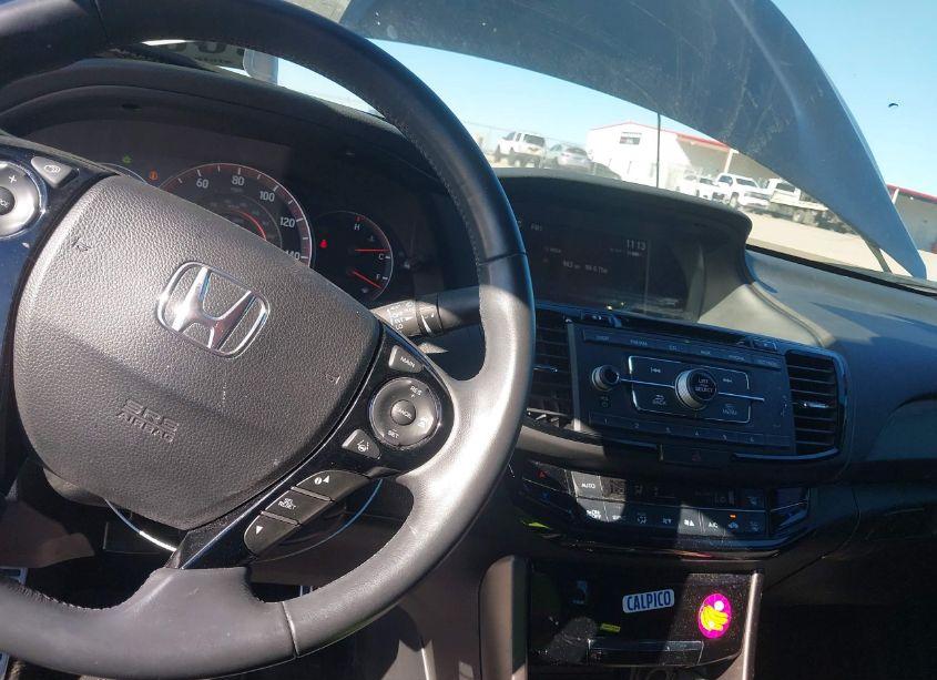 Photo 17 of 2016 Honda Accord SPORT (VIN 1HGCR2F66GA036095)