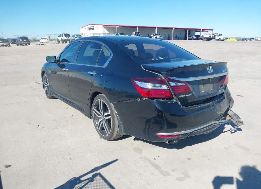 Photo 3 of 2016 Honda Accord SPORT (VIN 1HGCR2F66GA036095)