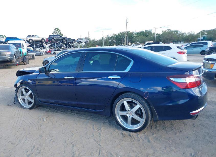 Photo 14 of 2016 Honda Accord SPORT (VIN 1HGCR2F66GA215298)