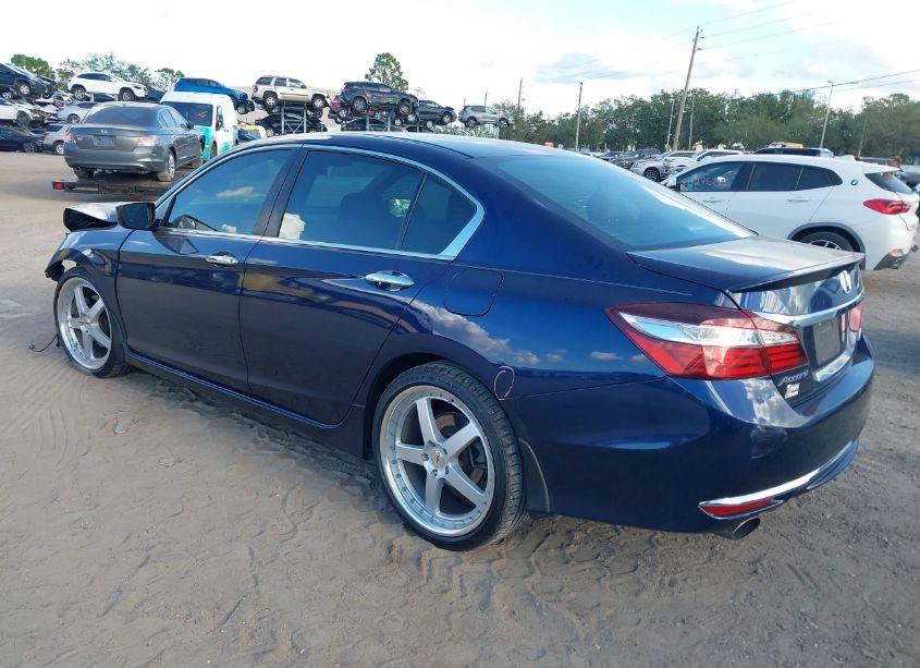 Photo 3 of 2016 Honda Accord SPORT (VIN 1HGCR2F66GA215298)
