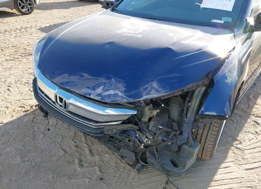 Photo 6 of 2016 Honda Accord SPORT (VIN 1HGCR2F66GA215298)