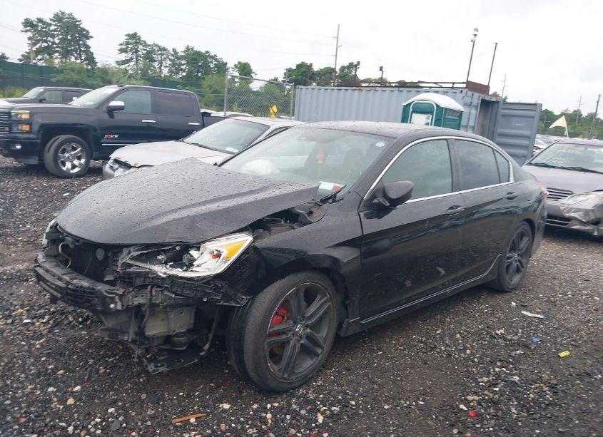 Photo 2 of 2016 Honda Accord SPORT (VIN 1HGCR2F66GA226978)