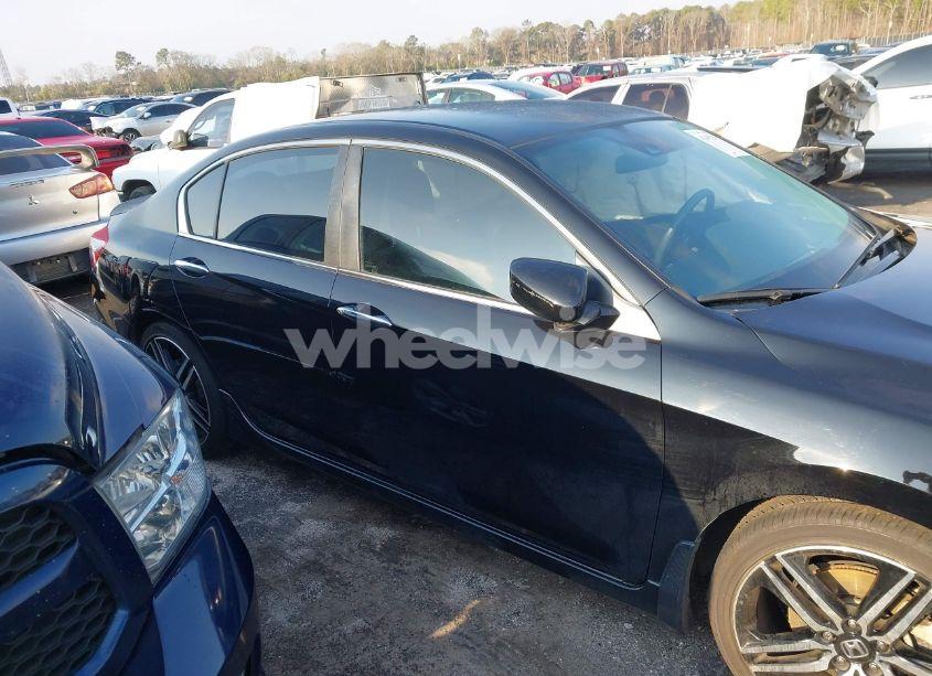 Photo 13 of 2016 Honda Accord SPORT (VIN 1HGCR2F67GA207887)