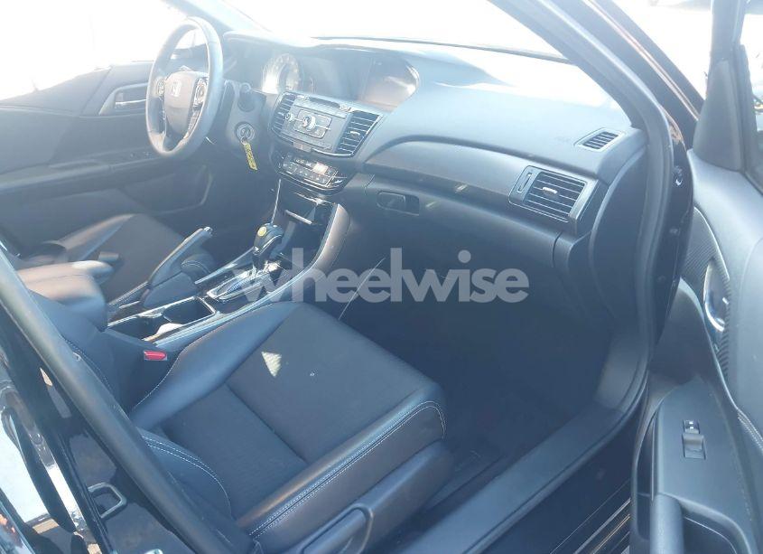 Photo 5 of 2016 Honda Accord SPORT (VIN 1HGCR2F67GA207887)