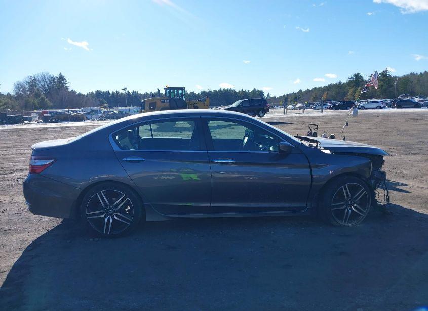 Photo 14 of 2017 Honda Accord SPORT (VIN 1HGCR2F68HA050999)