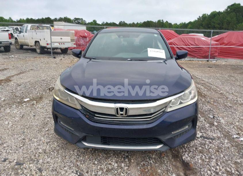 Photo 12 of 2016 Honda Accord SPORT (VIN 1HGCR2F69GA023258)