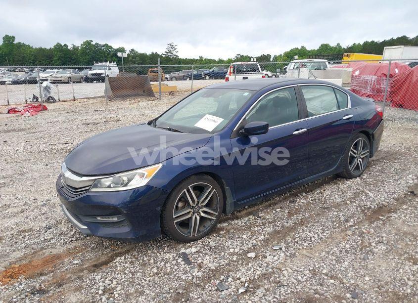 Photo 2 of 2016 Honda Accord SPORT (VIN 1HGCR2F69GA023258)