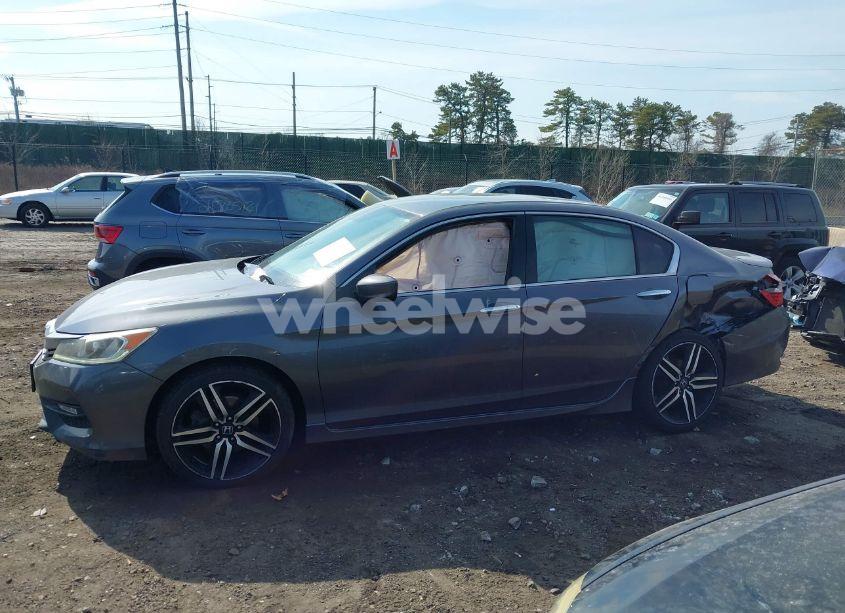 Photo 14 of 2016 Honda Accord SPORT (VIN 1HGCR2F69GA025625)