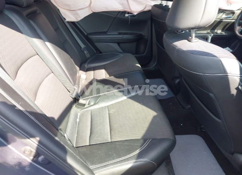 Photo 8 of 2016 Honda Accord SPORT (VIN 1HGCR2F69GA025625)