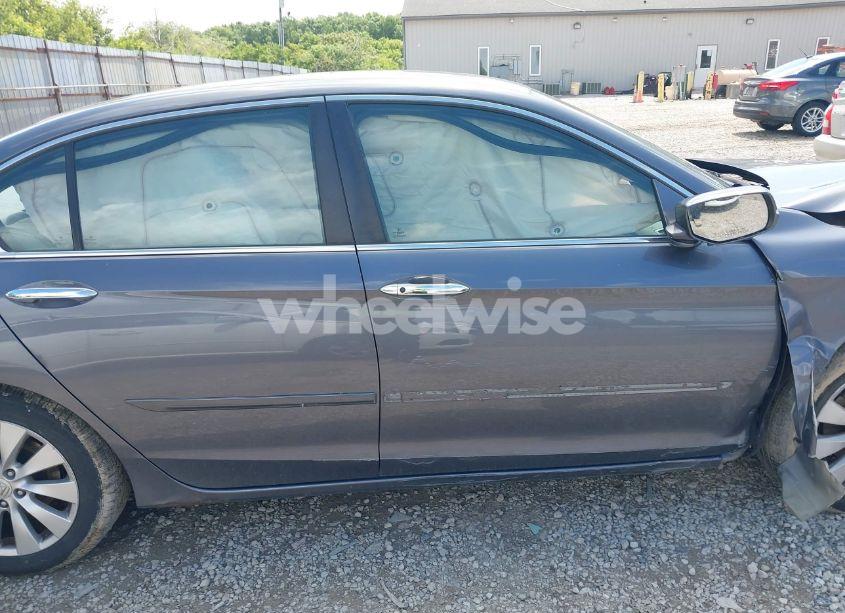 Photo 13 of 2013 Honda Accord EX (VIN 1HGCR2F70DA022309)