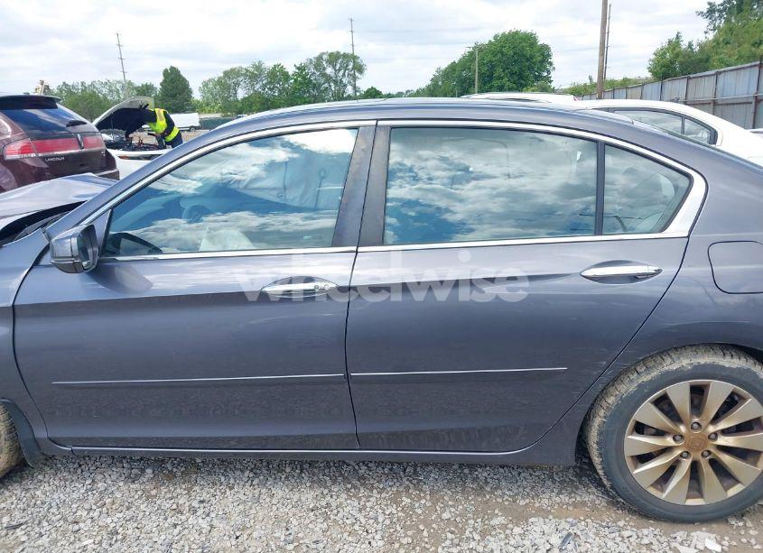 Photo 14 of 2013 Honda Accord EX (VIN 1HGCR2F70DA022309)